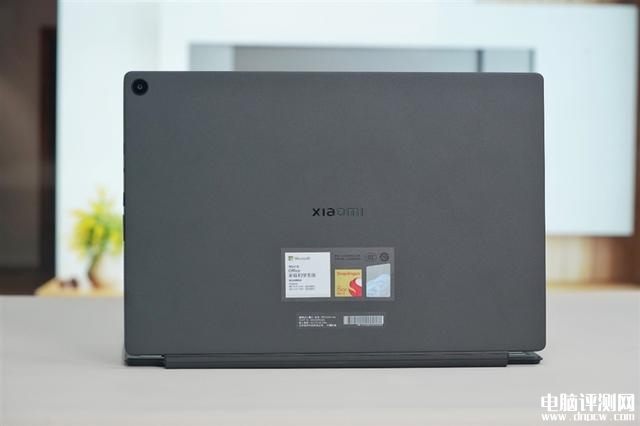 小米Xiaomi Book 12.4 二合一平板笔记本(骁龙 8CX Gen2)评测，笔记本评测网（bjbpc.com）