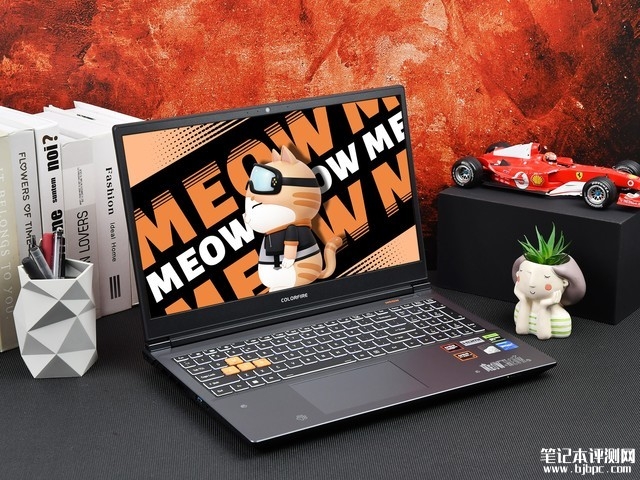 七彩虹COLORFIRE MEOW R15笔记本 (R7 8845HS+RTX4070）评测，笔记本评测网（bjbpc.com）