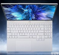 机械革命无界15X Pro 暴风雪上市 AMD锐龙AI 9H 365处理器售价6199元